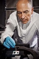 Más Oscuro Que el Color Negro