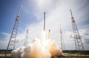 Prueba de cohete para nave acaba en explosión