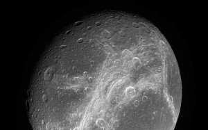 Descubren Océano Subterraneo en Otra Luna de Saturno