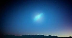 Sería chatarra espacial el resplandor que se observó en casi todo el país 
