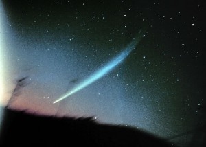 Encuentran en cometa compuesto fundamental para la vida